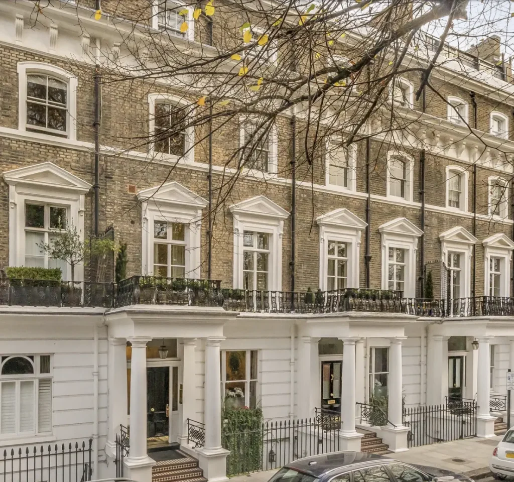 South Kensington SW7 – Grade II Listed Flat